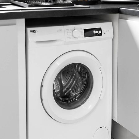 ברמינגהאם Luxury Apartment - Wifi - Smart Tv - Near City Centre - 2Mr חדר תמונה